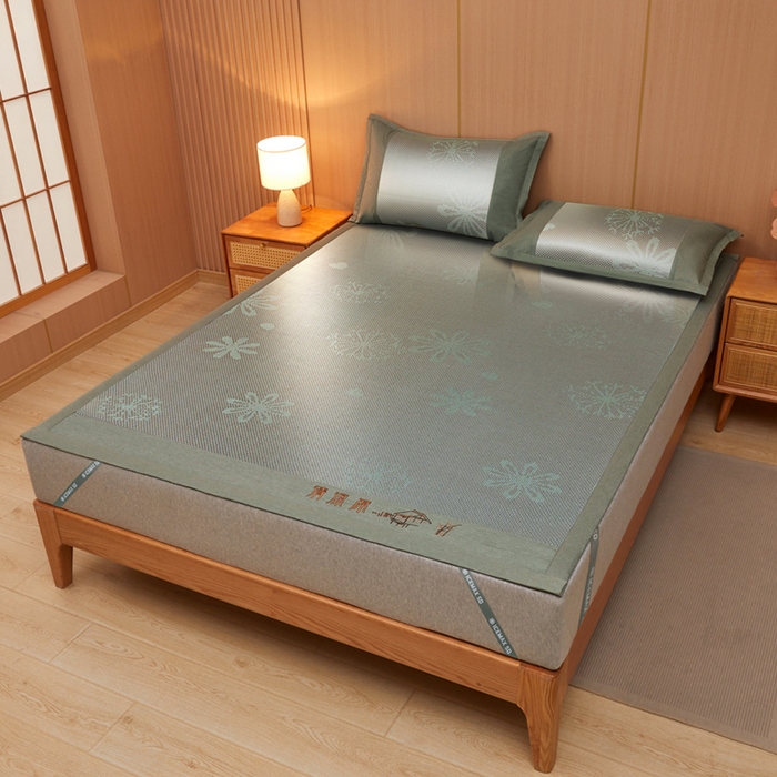 91家纺网 家纺一手货源 找家纺 全季家居 2025新款A类抗菌防螨清凉提花冰藤席凉席席子 飘雪-水绿 床席