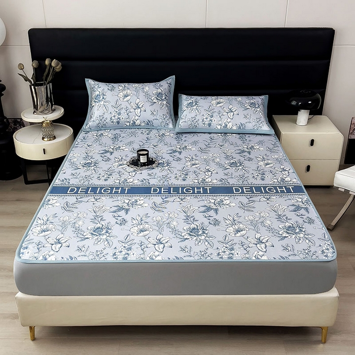 91家纺网 家纺一手货源 找家纺 全季家居 2025新款A类花卉系列数码印花冰藤席凉席席子 繁花物语-天蓝 床笠