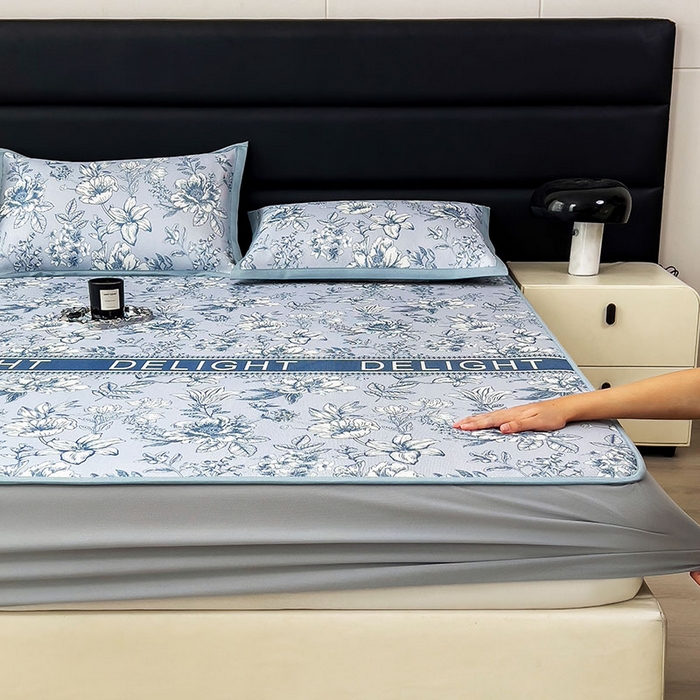 91家纺网 家纺一手货源 找家纺 全季家居 2025新款A类花卉系列数码印花冰藤席凉席席子 繁花物语-天蓝 床笠