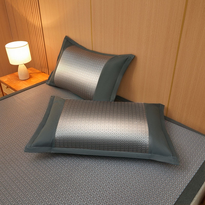 91家纺网 家纺一手货源 找家纺 全季家居 2025新款A类抗菌防螨清凉提花冰藤席凉席席子 若兮-烟灰 床席