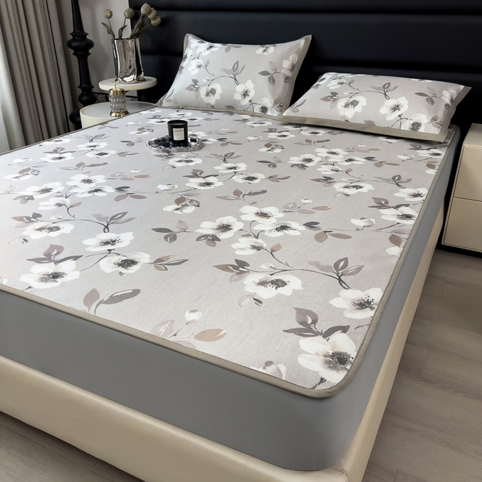 91家纺网 家纺一手货源 找家纺 全季家居 2025新款A类花卉系列数码印花冰藤席凉席席子 花漫舞曲-浅咖 床笠