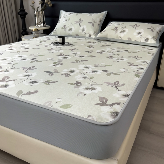 91家纺网 家纺一手货源 找家纺 全季家居 2025新款A类花卉系列数码印花冰藤席凉席席子 花漫舞曲-水绿 床笠