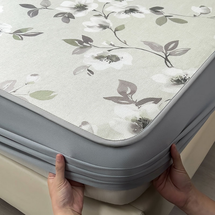 91家纺网 家纺一手货源 找家纺 全季家居 2025新款A类花卉系列数码印花冰藤席凉席席子 花漫舞曲-水绿 床笠