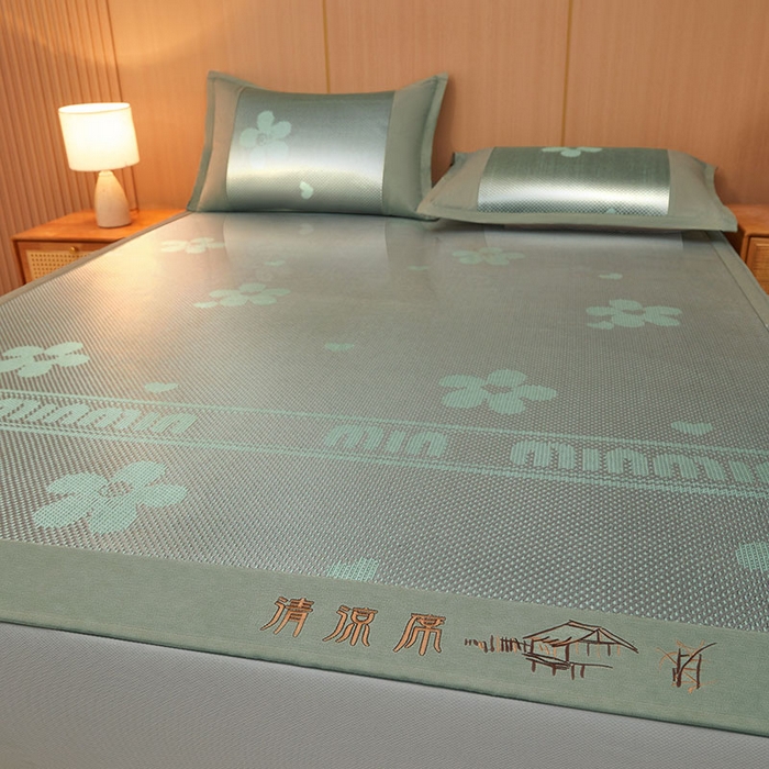 91家纺网 家纺一手货源 找家纺 全季家居 2025新款A类抗菌防螨清凉提花冰藤席凉席席子 花语-水绿 床笠