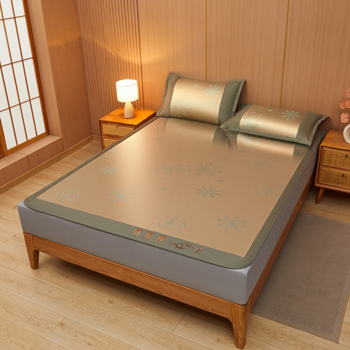 91家纺网 家纺一手货源 找家纺 全季家居 2025新款A类抗菌防螨清凉提花冰藤席凉席席子 飘雪-娇黄 床笠