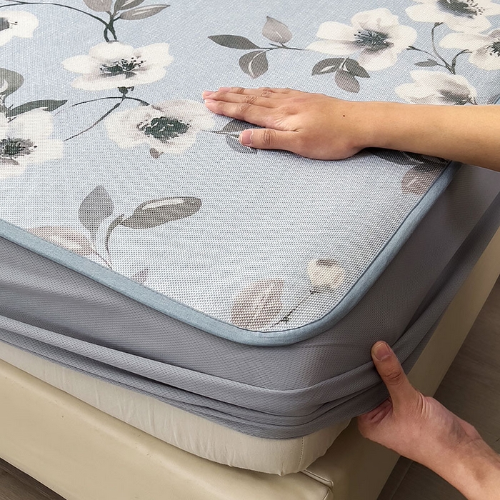 91家纺网 家纺一手货源 找家纺 全季家居 2025新款A类花卉系列数码印花冰藤席凉席席子 花漫舞曲-天蓝 床笠