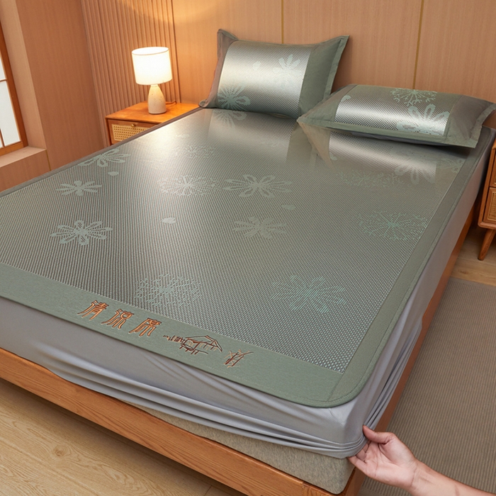 91家纺网 家纺一手货源 找家纺 全季家居 2025新款A类抗菌防螨清凉提花冰藤席凉席席子 飘雪-水绿 床笠