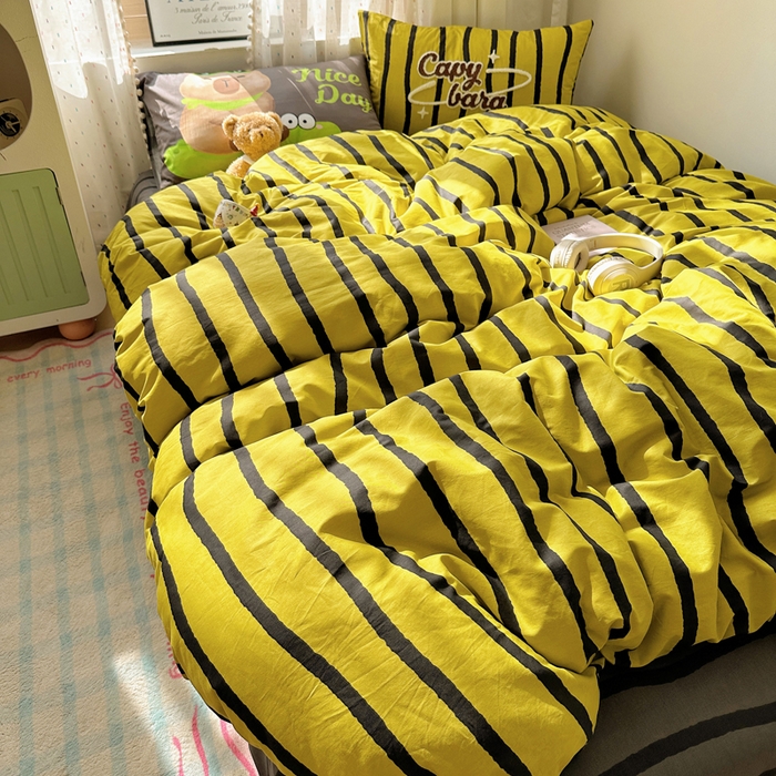 91家纺网 家纺一手货源 找家纺 丽涵家纺 2025新款全棉纯棉13372数码印花毛巾绣四件套 卡皮巴拉