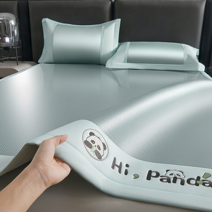 91家纺网 家纺一手货源 找家纺 全季家居 2025新款A类抗菌防螨贪吃熊猫系列冰藤席凉席席子 水绿 床席