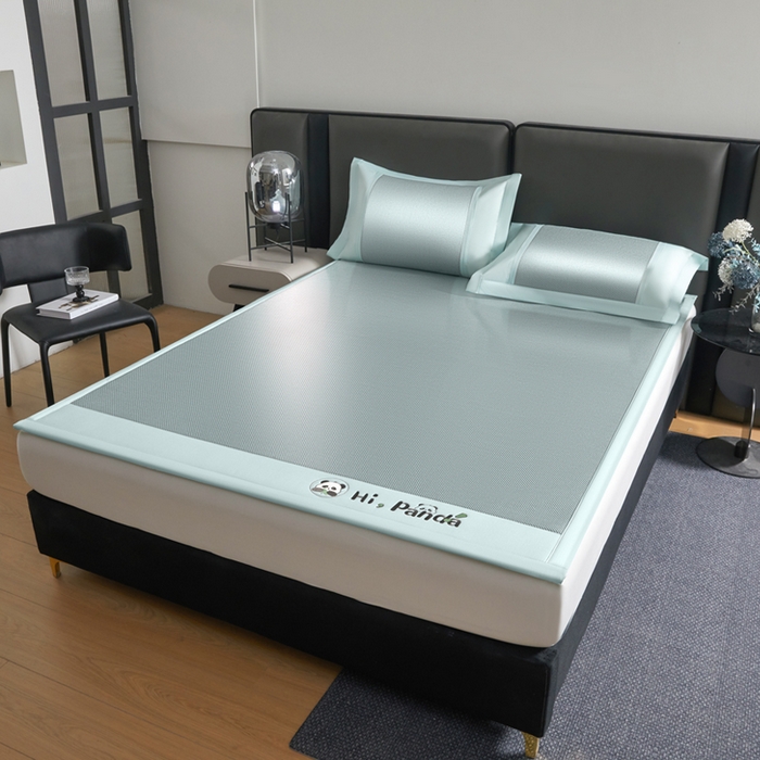 91家纺网 家纺一手货源 找家纺 全季家居 2025新款A类抗菌防螨贪吃熊猫系列冰藤席凉席席子 水绿 床席