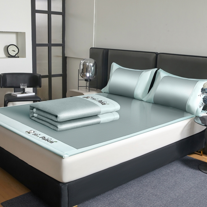 91家纺网 家纺一手货源 找家纺 全季家居 2025新款A类抗菌防螨贪吃熊猫系列冰藤席凉席席子 水绿 床席