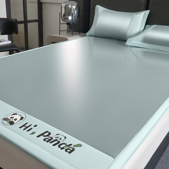 91家纺网 家纺一手货源 找家纺 全季家居 2025新款A类抗菌防螨贪吃熊猫系列冰藤席凉席席子 水绿 床席