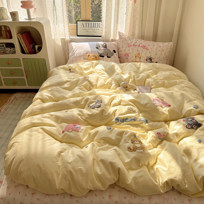 91家纺网 家纺一手货源 找家纺 丽涵家纺 2025新款全棉纯棉13372数码印花毛巾绣四件套 萌喵时光