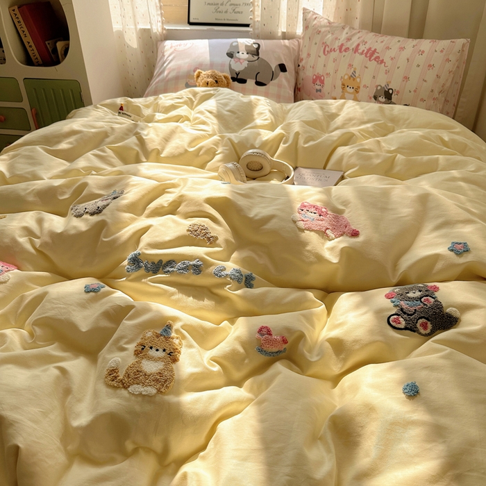 91家纺网 家纺一手货源 找家纺 丽涵家纺 2025新款全棉纯棉13372数码印花毛巾绣四件套 萌喵时光