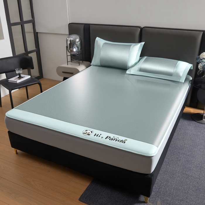 91家纺网 家纺一手货源 找家纺 全季家居 2025新款A类抗菌防螨贪吃熊猫系列冰藤席凉席席子 水绿 床笠