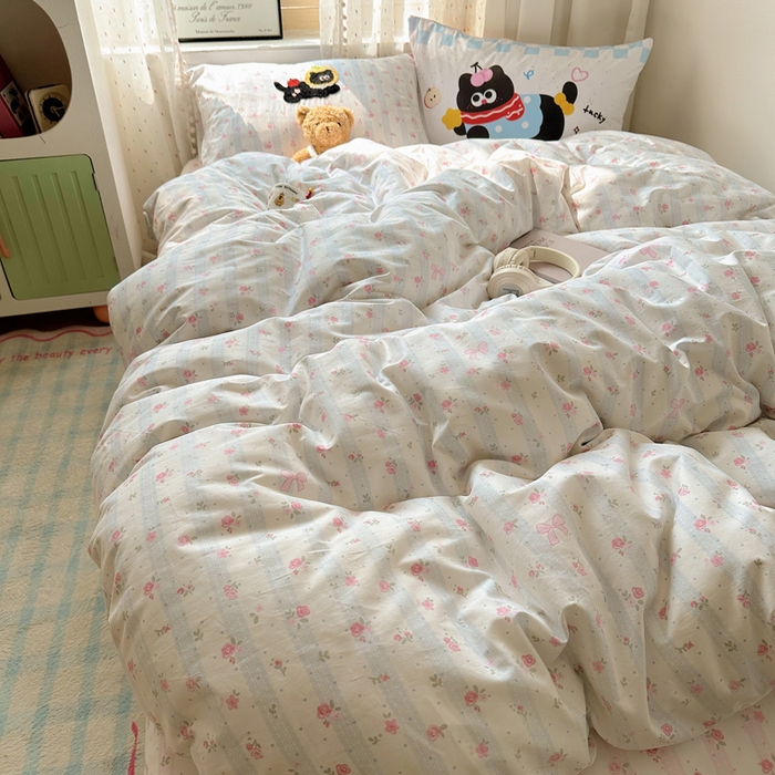 91家纺网 家纺一手货源 找家纺 丽涵家纺 2025新款全棉纯棉13372数码印花毛巾绣四件套 碎花小猫