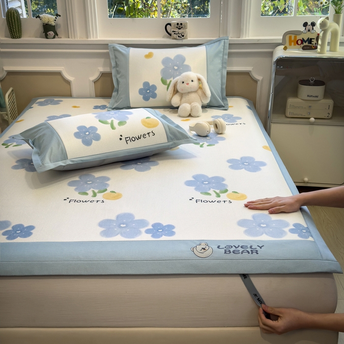 91家纺网 家纺一手货源 找家纺 全季家居 2025新款A类抗菌防螨数码印花冰藤席凉席席子 花朵 床席