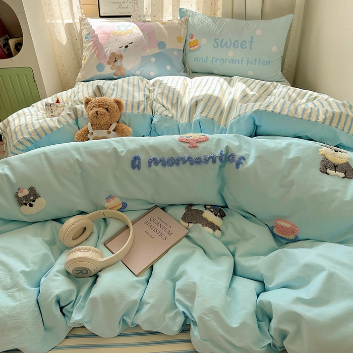 91家纺网 家纺一手货源 找家纺 丽涵家纺 2025新款全棉纯棉13372数码印花毛巾绣四件套 甜品狗狗