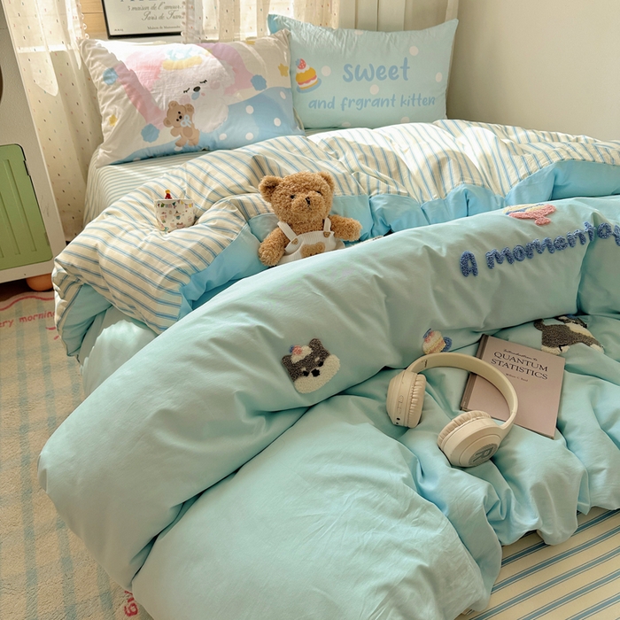 91家纺网 家纺一手货源 找家纺 丽涵家纺 2025新款全棉纯棉13372数码印花毛巾绣四件套 甜品狗狗