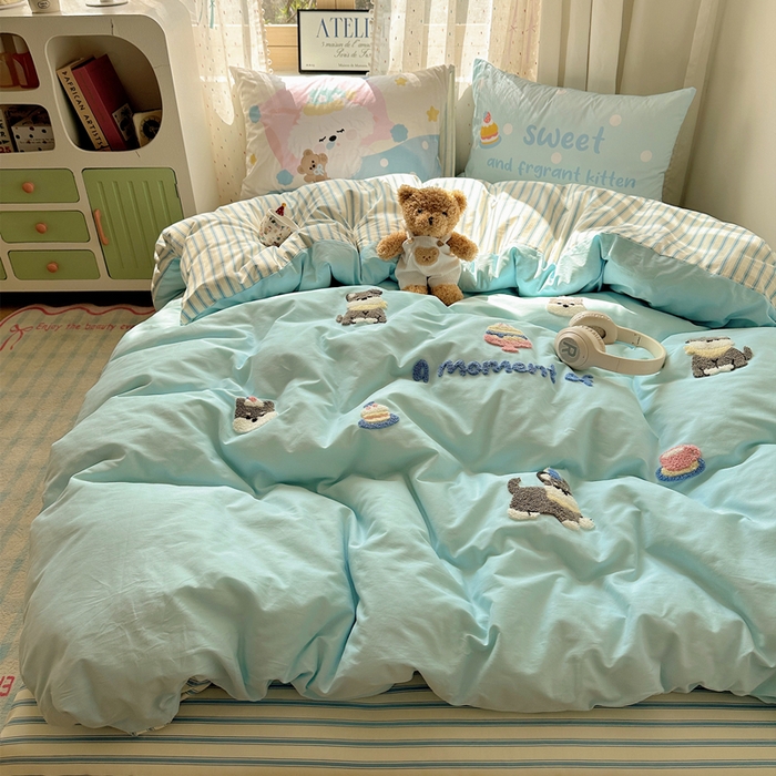 91家纺网 家纺一手货源 找家纺 丽涵家纺 2025新款全棉纯棉13372数码印花毛巾绣四件套 甜品狗狗