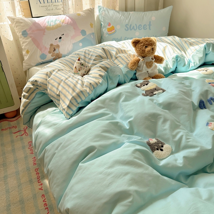 91家纺网 家纺一手货源 找家纺 丽涵家纺 2025新款全棉纯棉13372数码印花毛巾绣四件套 甜品狗狗