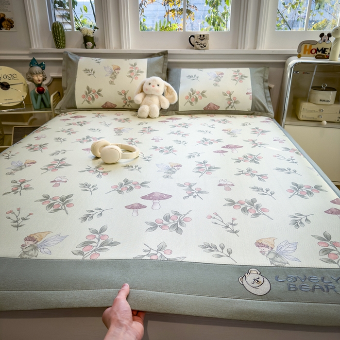 91家纺网 家纺一手货源 找家纺 全季家居 2025新款A类抗菌防螨数码印花冰藤席凉席席子 花仙子 床席