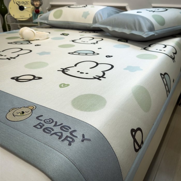 91家纺网 家纺一手货源 找家纺 全季家居 2025新款A类抗菌防螨数码印花冰藤席凉席席子 太空兔 床席