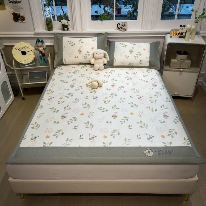 91家纺网 家纺一手货源 找家纺 全季家居 2025新款A类抗菌防螨数码印花冰藤席凉席席子 田园兔 床席