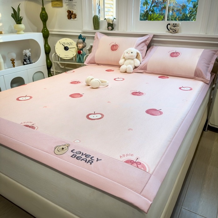 91家纺网 家纺一手货源 找家纺 全季家居 2025新款A类抗菌防螨数码印花冰藤席凉席席子 小苹果 床席