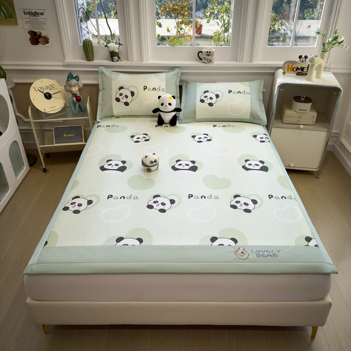 91家纺网 家纺一手货源 找家纺 全季家居 2025新款A类抗菌防螨数码印花冰藤席凉席席子 小熊猫 床席