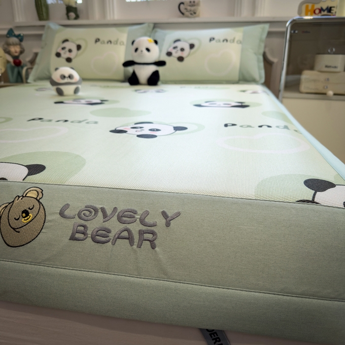 91家纺网 家纺一手货源 找家纺 全季家居 2025新款A类抗菌防螨数码印花冰藤席凉席席子 小熊猫 床席