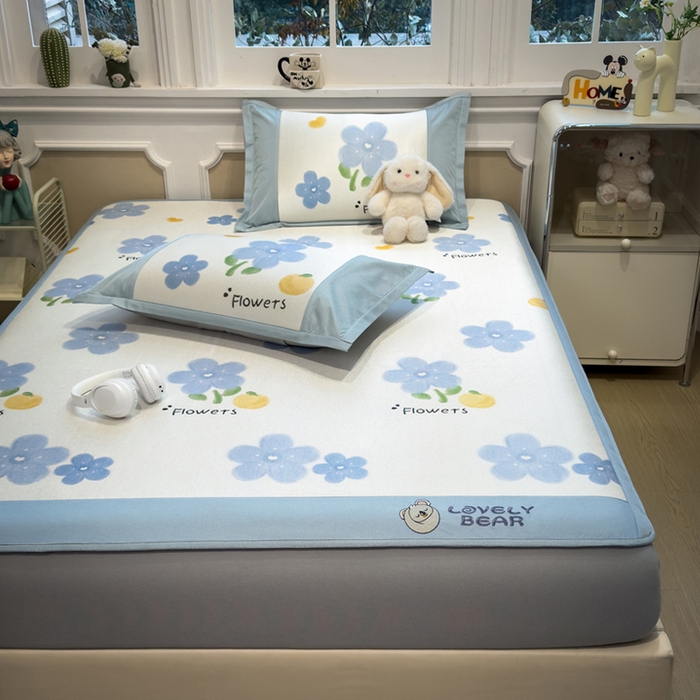 91家纺网 家纺一手货源 找家纺 全季家居 2025新款A类抗菌防螨数码印花冰藤席凉席席子 花朵 床笠