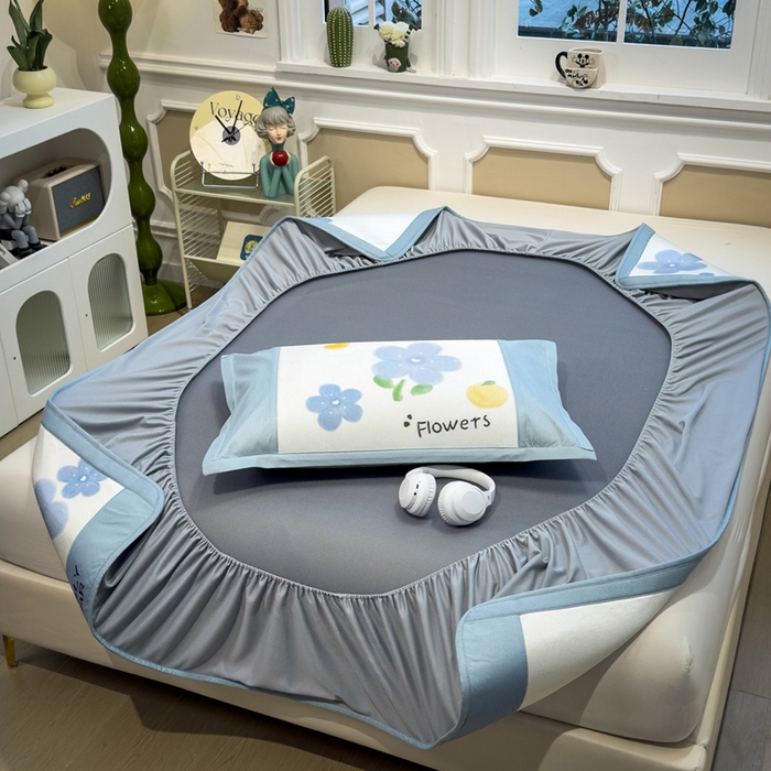 91家纺网 家纺一手货源 找家纺 全季家居 2025新款A类抗菌防螨数码印花冰藤席凉席席子 花朵 床笠