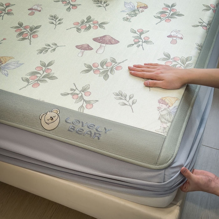 91家纺网 家纺一手货源 找家纺 全季家居 2025新款A类抗菌防螨数码印花冰藤席凉席席子 花仙子 床笠