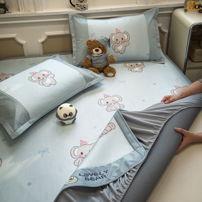 91家纺网 家纺一手货源 找家纺 全季家居 2025新款A类抗菌防螨数码印花冰藤席凉席席子 可爱小象 床笠