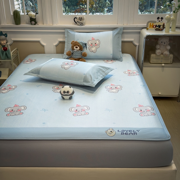 91家纺网 家纺一手货源 找家纺 全季家居 2025新款A类抗菌防螨数码印花冰藤席凉席席子 可爱小象 床笠