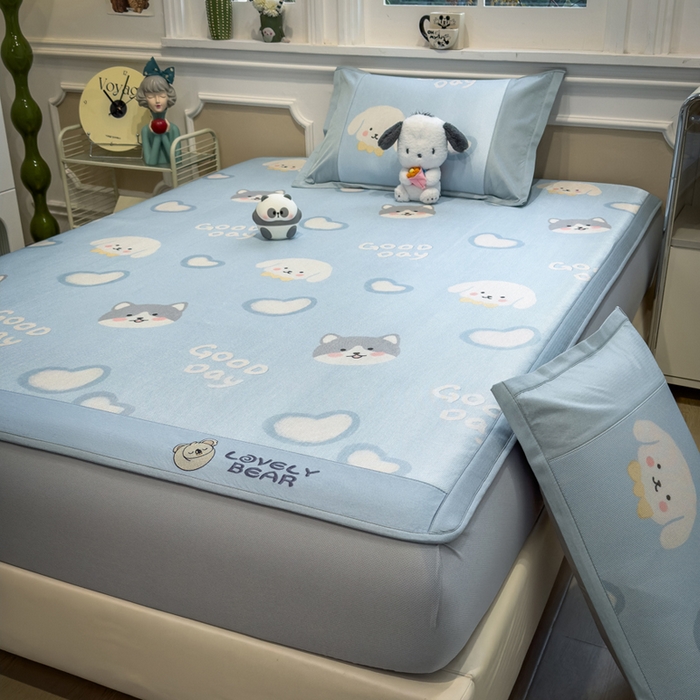 91家纺网 家纺一手货源 找家纺 全季家居 2025新款A类抗菌防螨数码印花冰藤席凉席席子 萌宠乐园 床笠