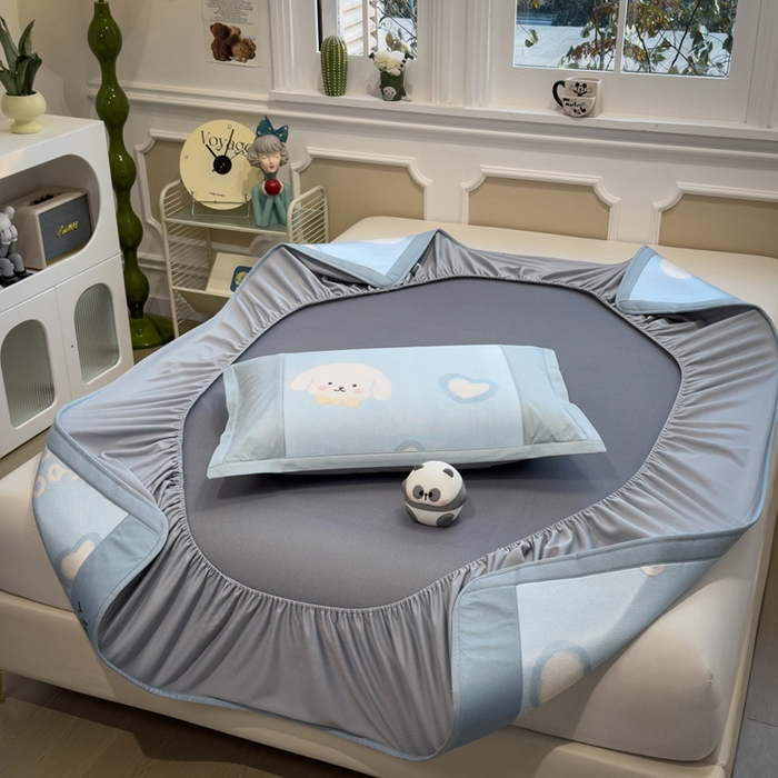 91家纺网 家纺一手货源 找家纺 全季家居 2025新款A类抗菌防螨数码印花冰藤席凉席席子 萌宠乐园 床笠