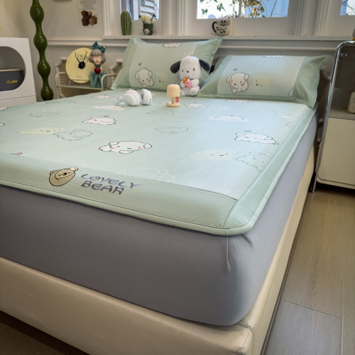 91家纺网 家纺一手货源 找家纺 全季家居 2025新款A类抗菌防螨数码印花冰藤席凉席席子 萌萌狗 床笠