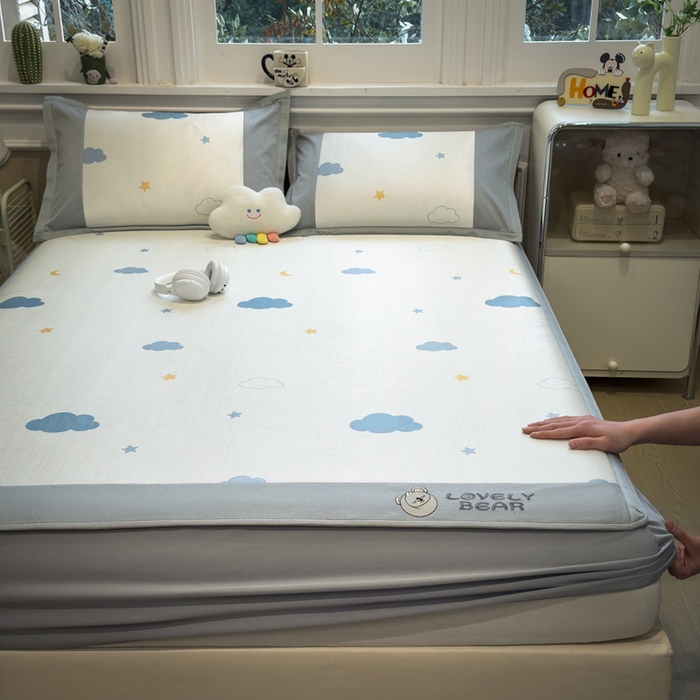 91家纺网 家纺一手货源 找家纺 全季家居 2025新款A类抗菌防螨数码印花冰藤席凉席席子 晴云 床笠