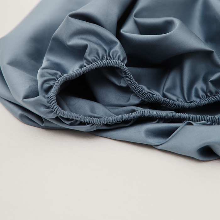 91家纺网 家纺一手货源 找家纺 禧缘家纺（原梦想家） 2025新款50双股贡缎100支长绒棉纯色单品系列-单床笠 风暴蓝