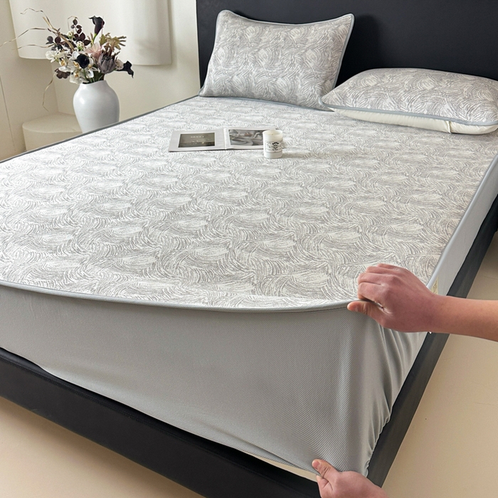 91家纺网 家纺一手货源 找家纺 （总）鑫钰 2025新款A类进口PE高冷感凉席高端聚乙烯凉豆豆高克重480克冰丝凉席床笠三件套