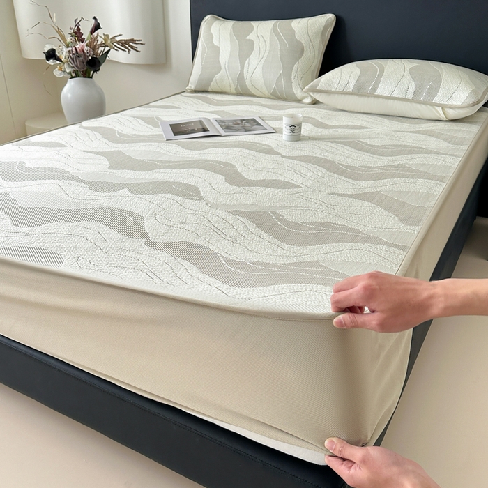 91家纺网 家纺一手货源 找家纺 鑫钰 2025新款A类进口PE高冷感凉席高端聚乙烯凉豆豆高克重480克冰丝凉席床笠三件套 沁夏-奶咖