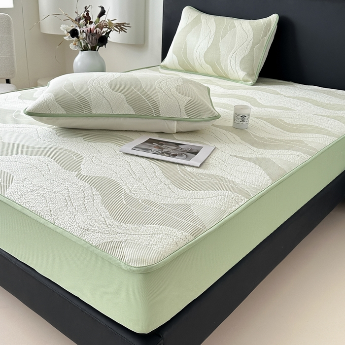 鑫钰 2025新款A类进口PE高冷感凉席高端聚乙烯凉豆豆高克重480克冰丝凉席床笠三件套 沁夏-青柠绿