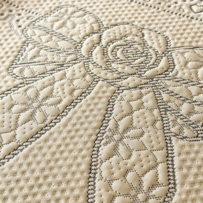 91家纺网 家纺一手货源 找家纺 鑫钰 2025新款A类进口PE高冷感凉席高端聚乙烯凉豆豆高克重480克冰丝凉席床笠三件套 山茶物语-奶咖