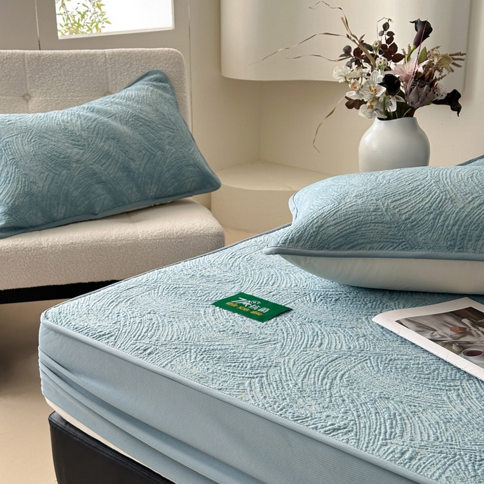 91家纺网 家纺一手货源 找家纺 鑫钰 2025新款A类进口PE高冷感凉席高端聚乙烯凉豆豆高克重480克冰丝凉席床笠三件套 云锦-冰川蓝