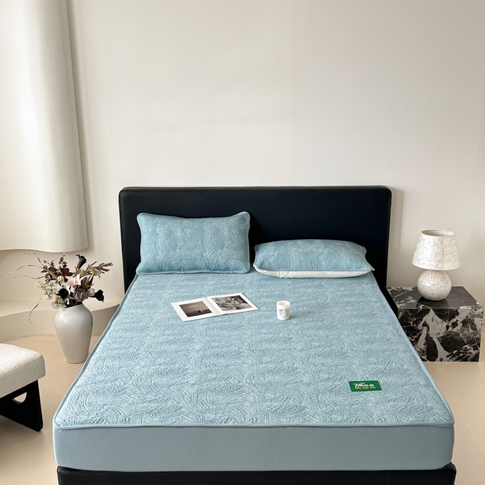 91家纺网 家纺一手货源 找家纺 鑫钰 2025新款A类进口PE高冷感凉席高端聚乙烯凉豆豆高克重480克冰丝凉席床笠三件套 云锦-冰川蓝