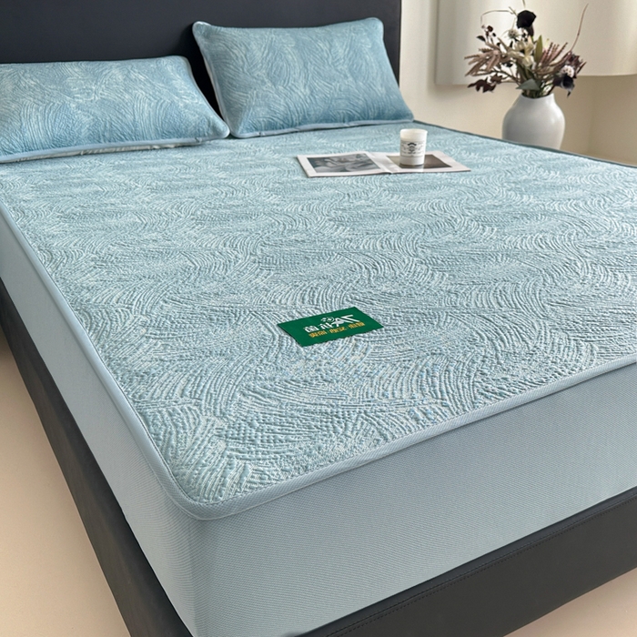 91家纺网 家纺一手货源 找家纺 鑫钰 2025新款A类进口PE高冷感凉席高端聚乙烯凉豆豆高克重480克冰丝凉席床笠三件套 云锦-冰川蓝