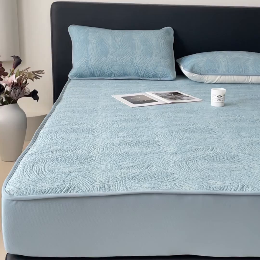 91家纺网 家纺一手货源 找家纺 鑫钰 2025新款A类进口PE高冷感凉席高端聚乙烯凉豆豆高克重480克冰丝凉席床笠三件套 云锦-冰川蓝