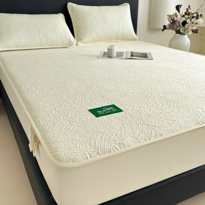 91家纺网 家纺一手货源 找家纺 鑫钰 2025新款A类进口PE高冷感凉席高端聚乙烯凉豆豆高克重480克冰丝凉席床笠三件套 云锦-奶白